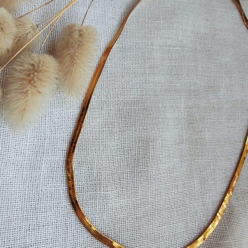 Snake chain necklace